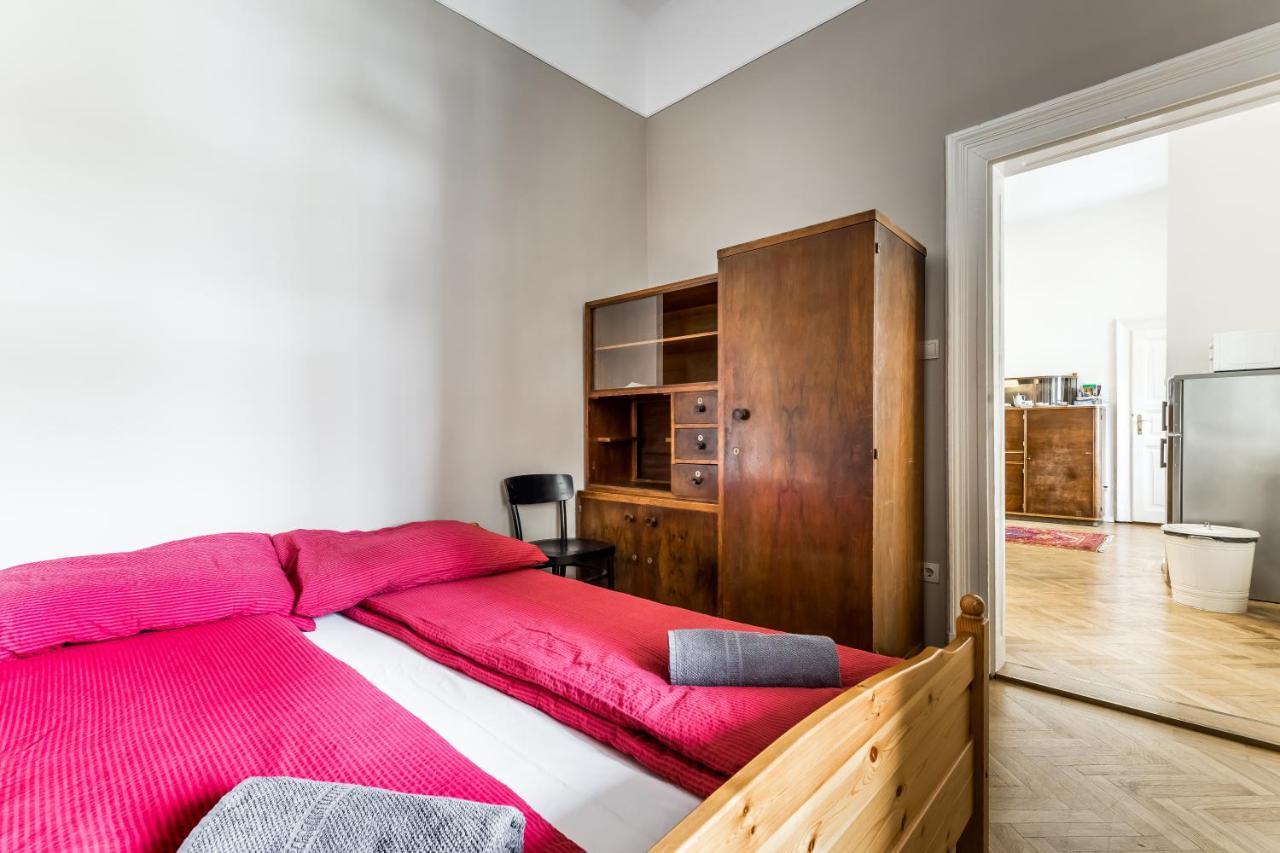 Berta - 4 Bedrooms, 3 Baths Budapest Eksteriør bilde
