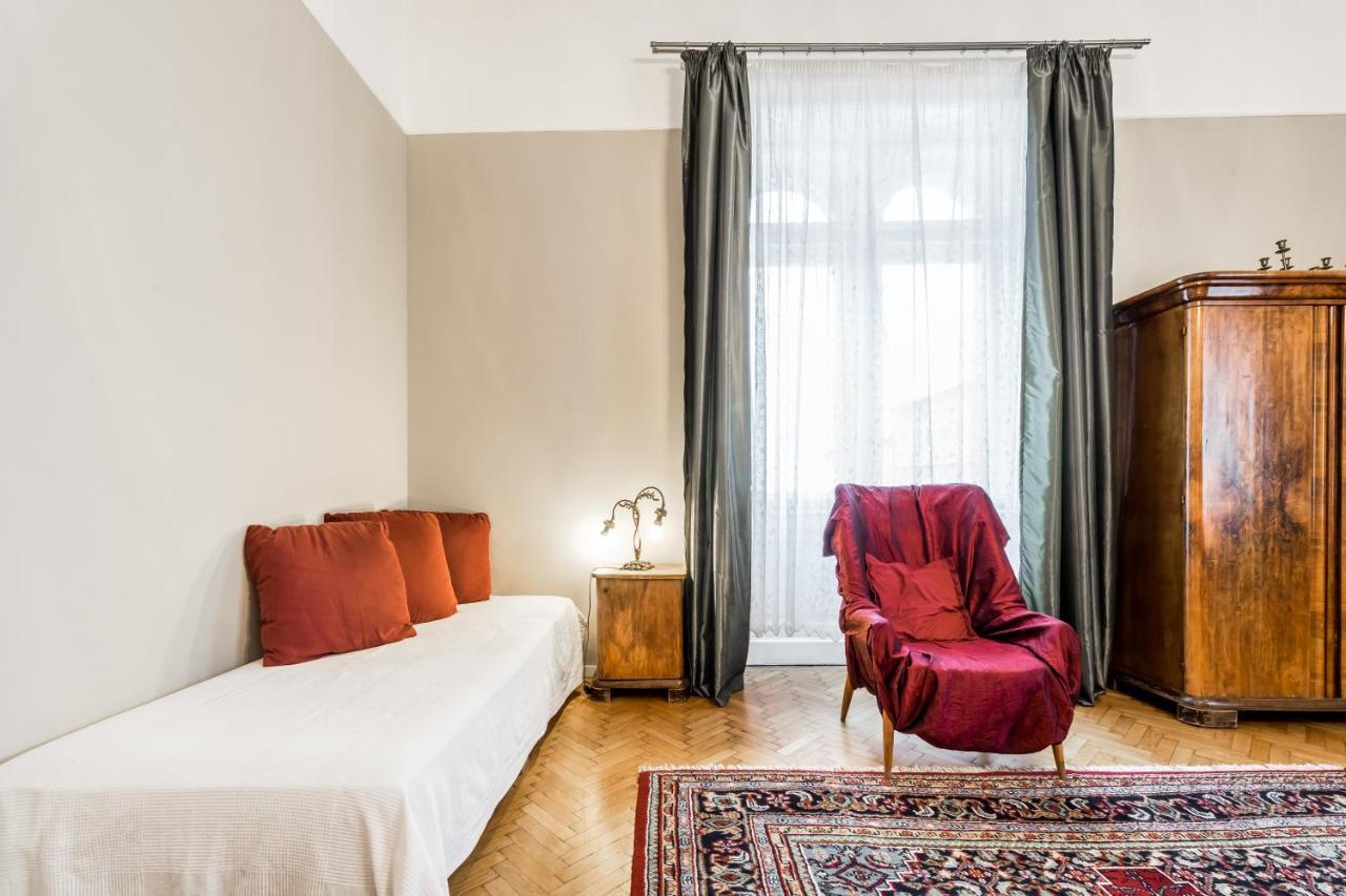 Berta - 4 Bedrooms, 3 Baths Budapest Eksteriør bilde