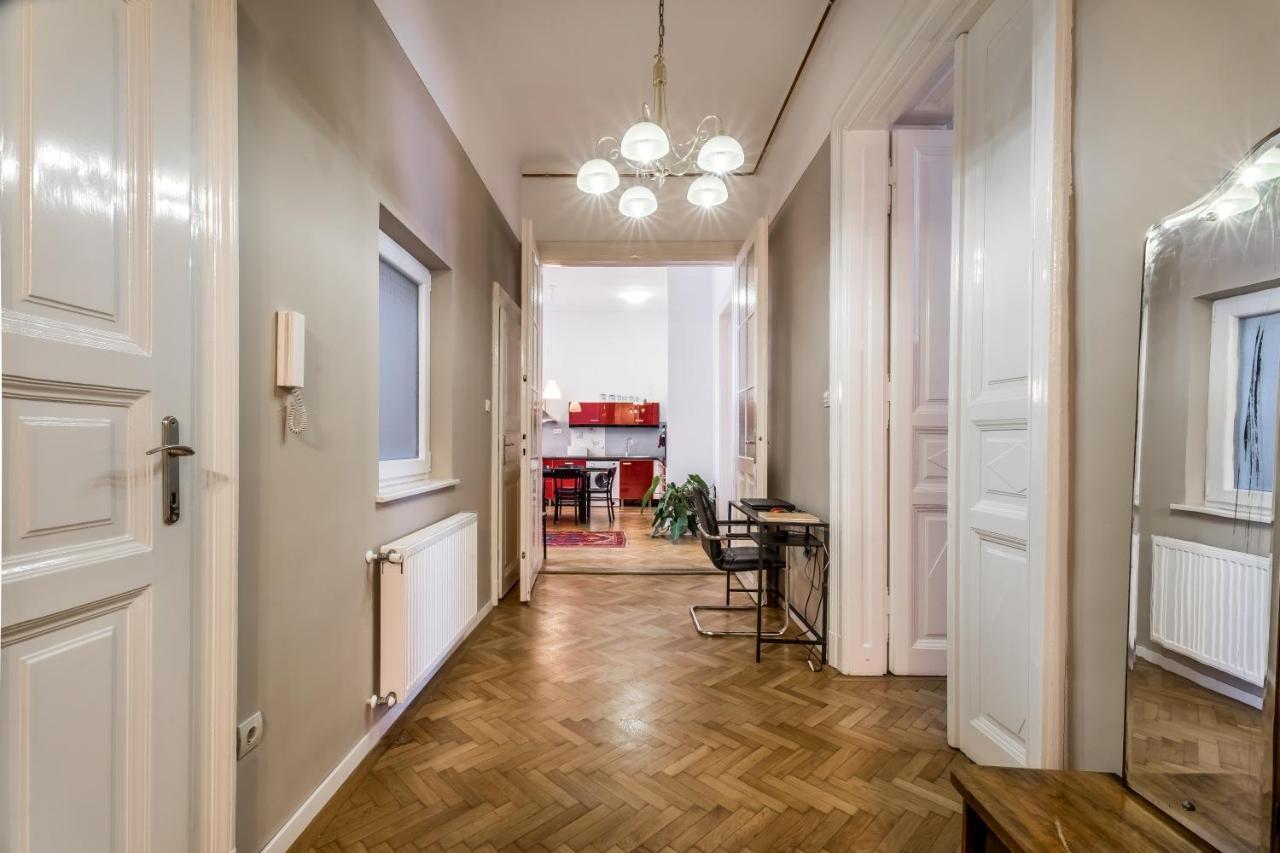 Berta - 4 Bedrooms, 3 Baths Budapest Eksteriør bilde