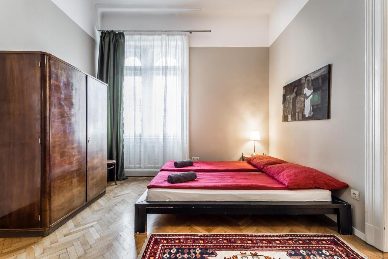 Berta - 4 Bedrooms, 3 Baths Budapest Eksteriør bilde