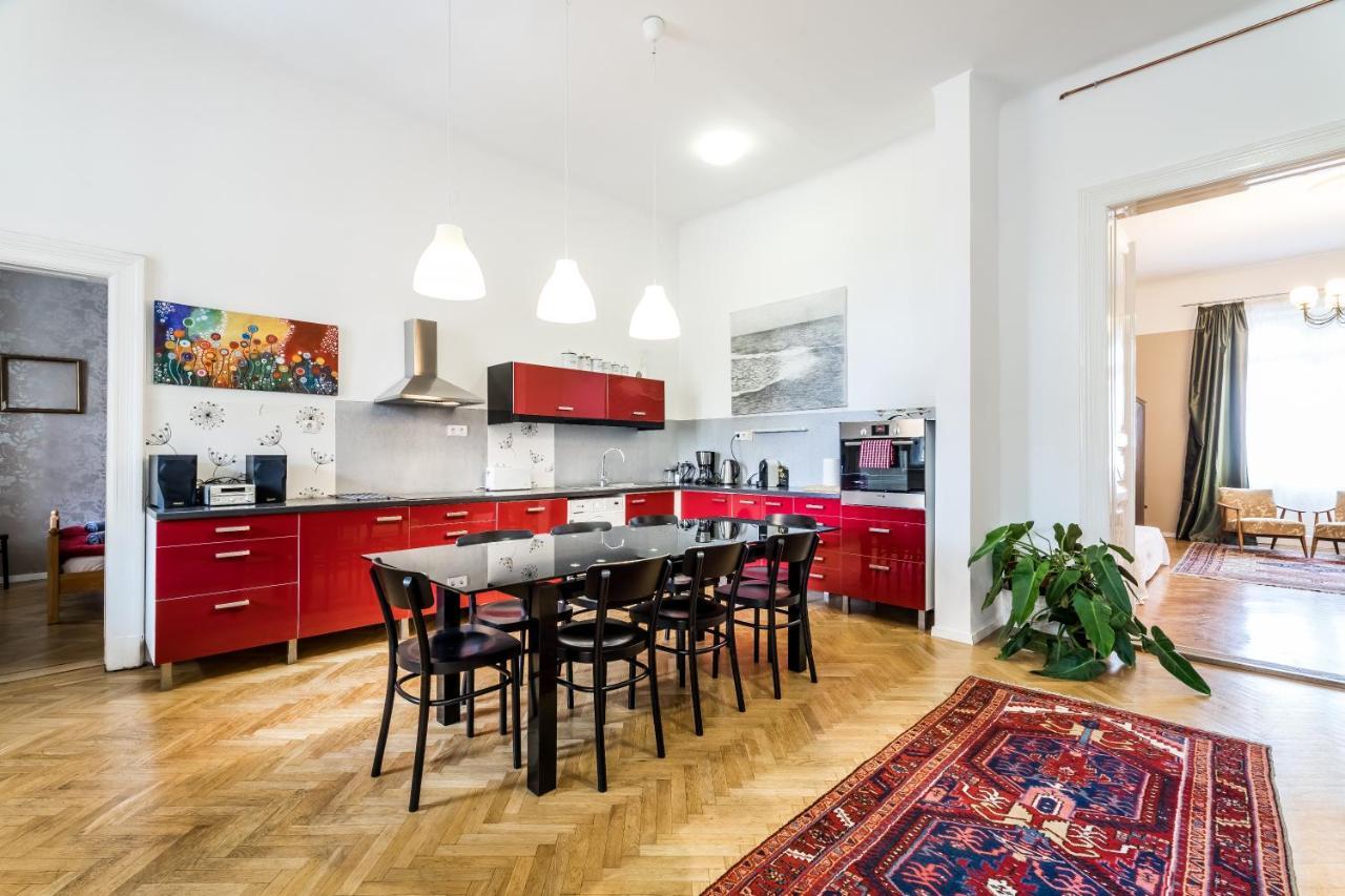 Berta - 4 Bedrooms, 3 Baths Budapest Eksteriør bilde