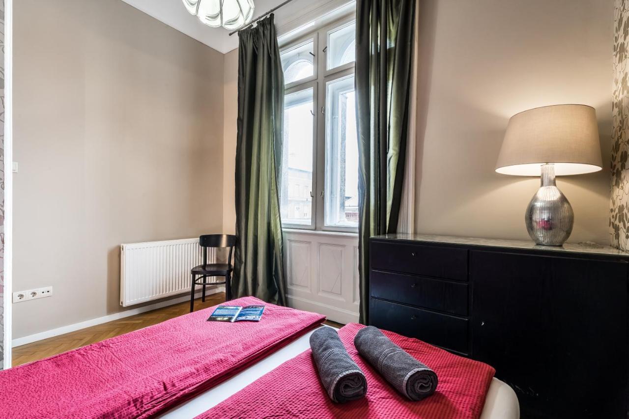 Berta - 4 Bedrooms, 3 Baths Budapest Eksteriør bilde
