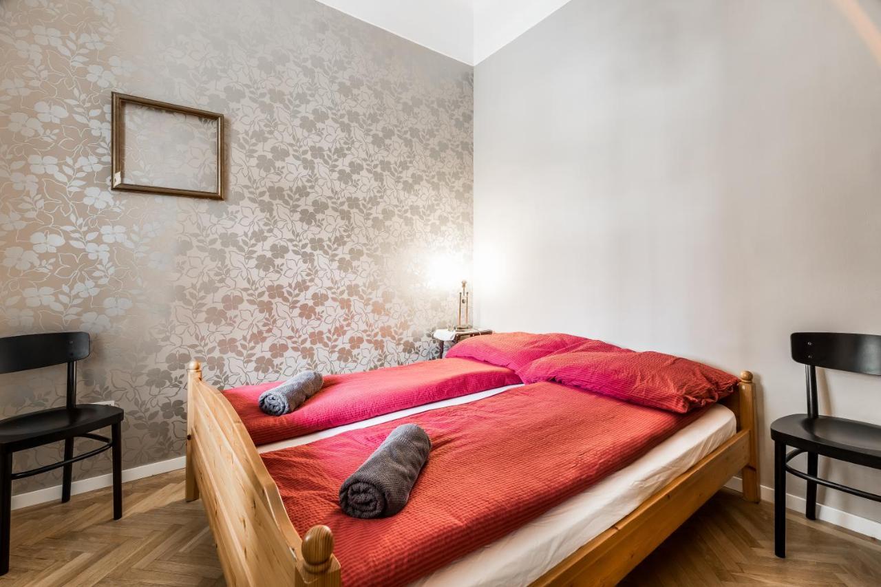 Berta - 4 Bedrooms, 3 Baths Budapest Eksteriør bilde