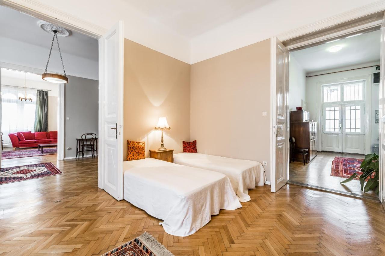 Berta - 4 Bedrooms, 3 Baths Budapest Eksteriør bilde